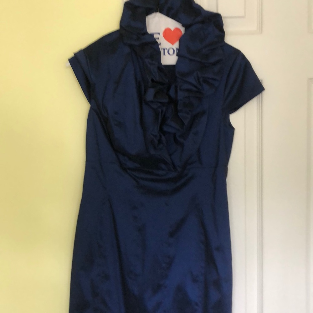 Gorgeous dress!